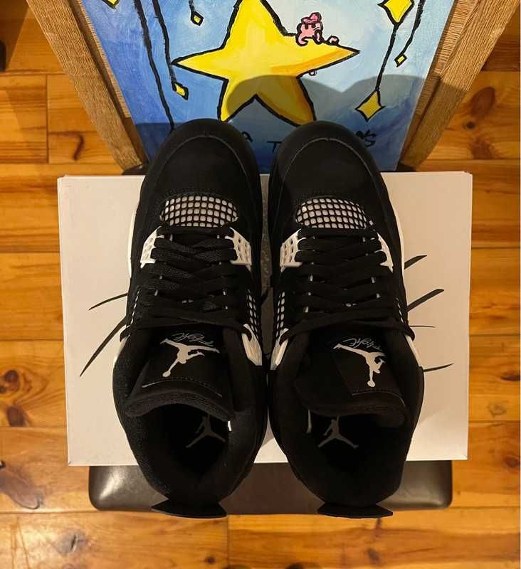 Buty JordanAirJordan4Retro White Thunder sportowe rozmiar.44