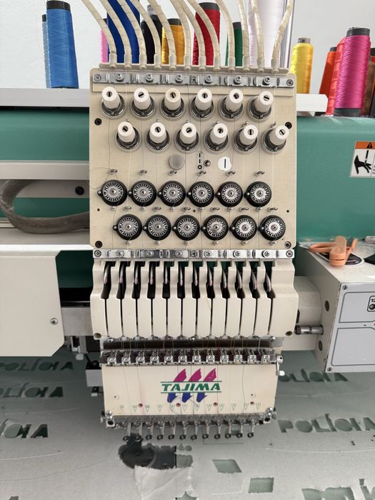 Vendo maquina de bordados Tajima - 12 cabecas