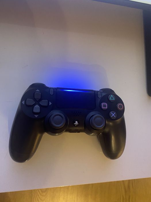 Ps4 slim niski soft goldhen Fifa 26 + dużo gier