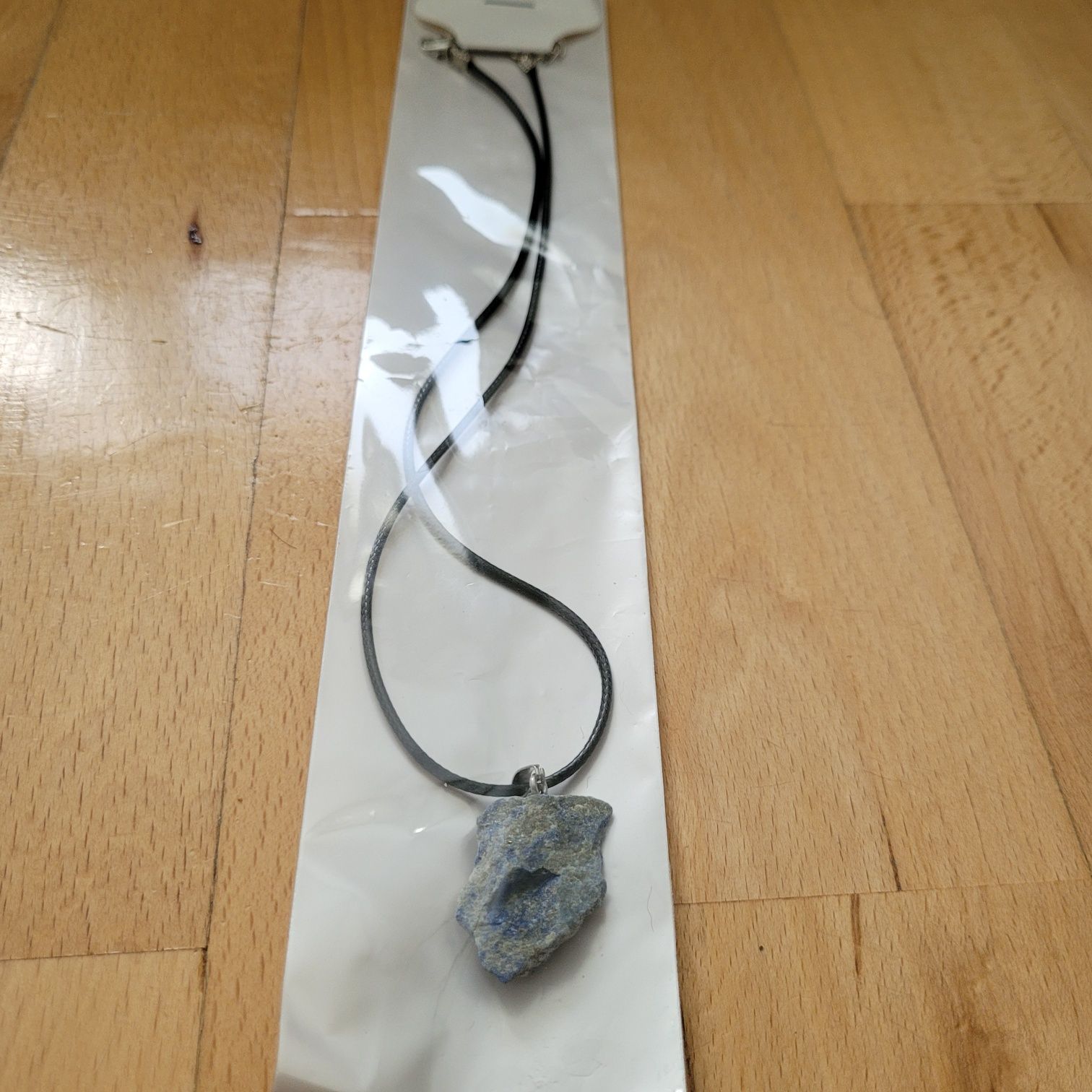 Surowy lapis lazuli naszyjnik kamień