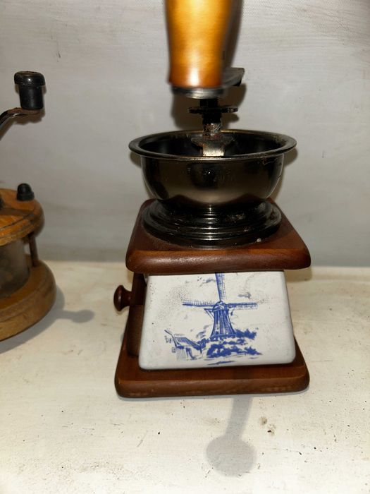 Zestaw MŁYNKÓW do mielenia - 5 sztuk + 3 GRATIS !!