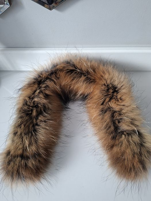 JENOT Naturalny 73cm obszycie kaptura kołnierz przypinka