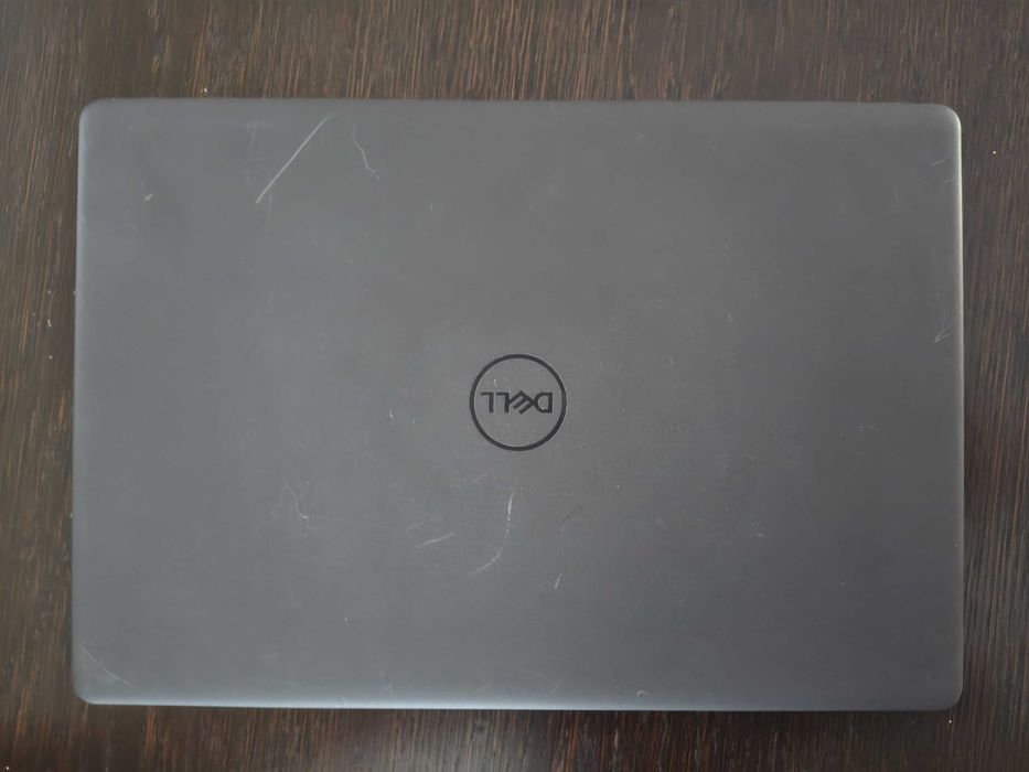 Dell Inspiron 3501 • i5 • 12GB RAM • 475GB SSD • Windows 11 • 2022