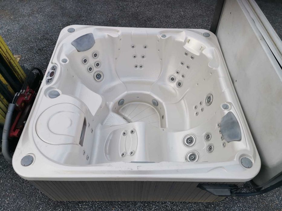 Jacuzzi Używane elektryczne sprawne Balia wodna Hotspring Wanna z USA