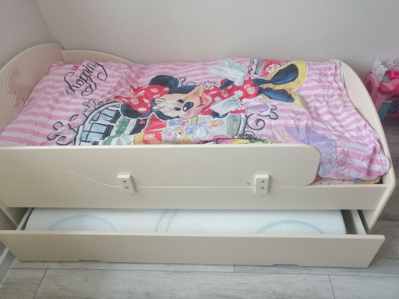 Łóżko dla dziecka 165  z szufladą