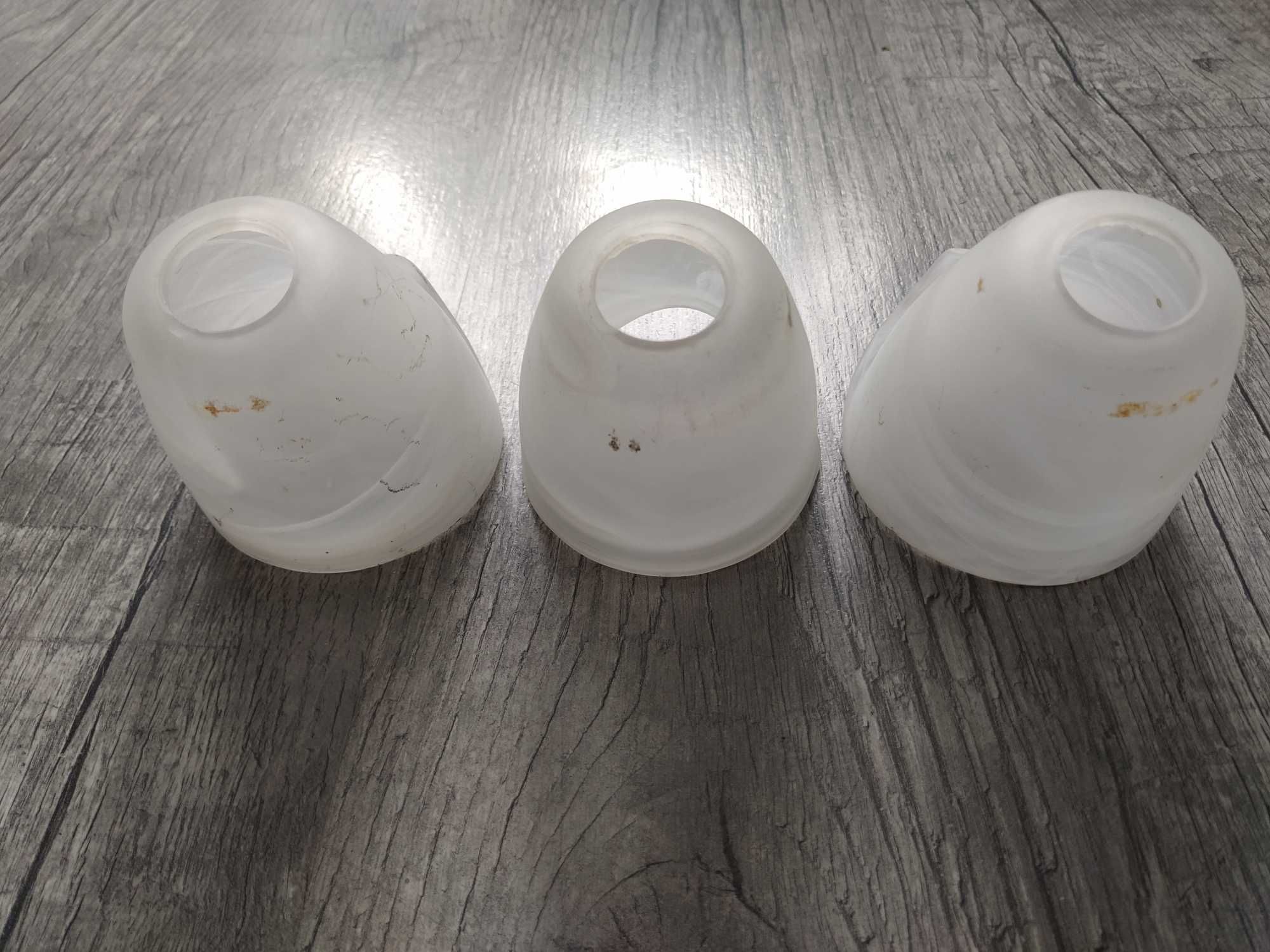 Mały mleczny klosz tulipan x3szt