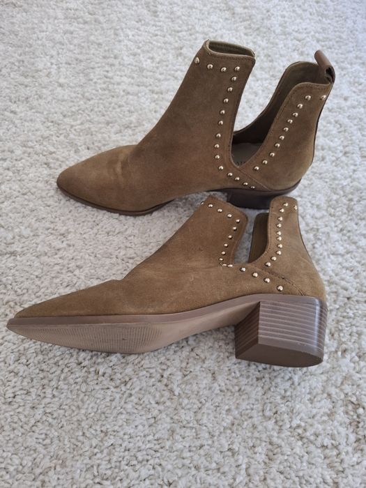 Botins camel Stradivarius