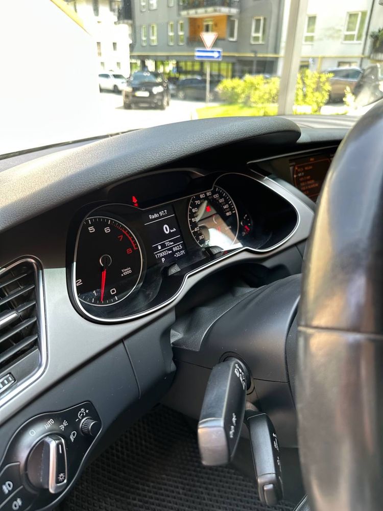 Audi A4 B8 2012р Рест!