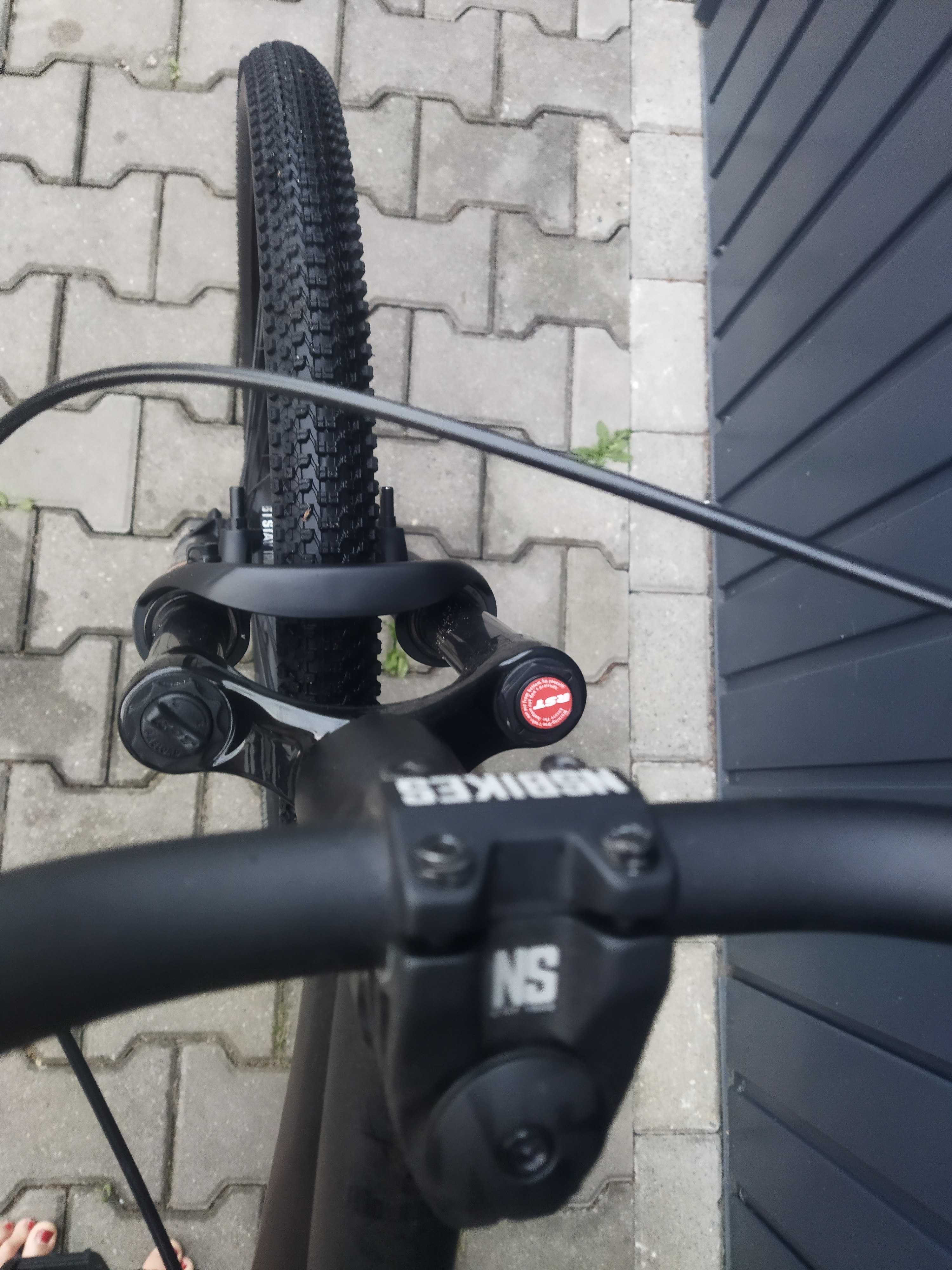 Rower Dirt NS Bike movement 3