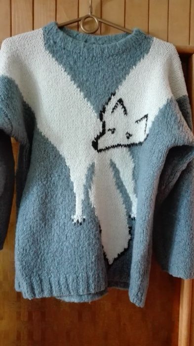 Sweter damski niebieski