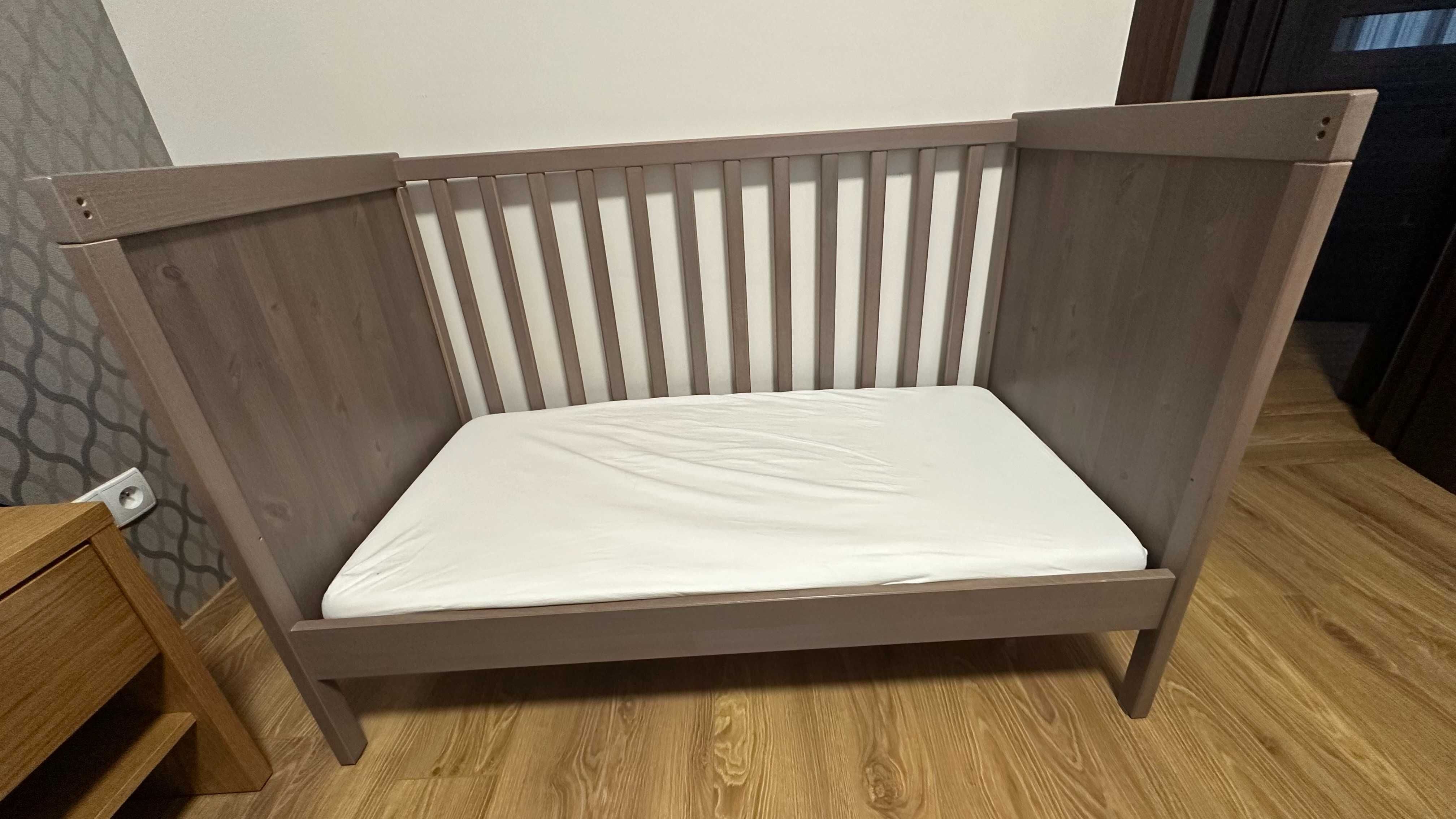 Łóżeczko IKEA Sundvik z materacem piankowym 60x120 cm