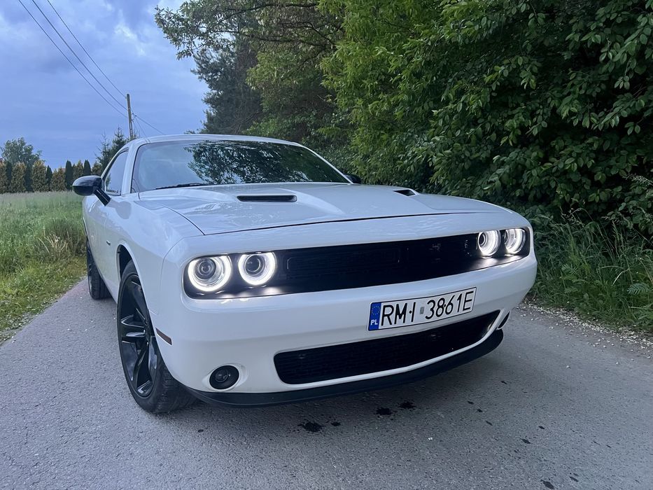 Dodge Challenger RT Hemi V8