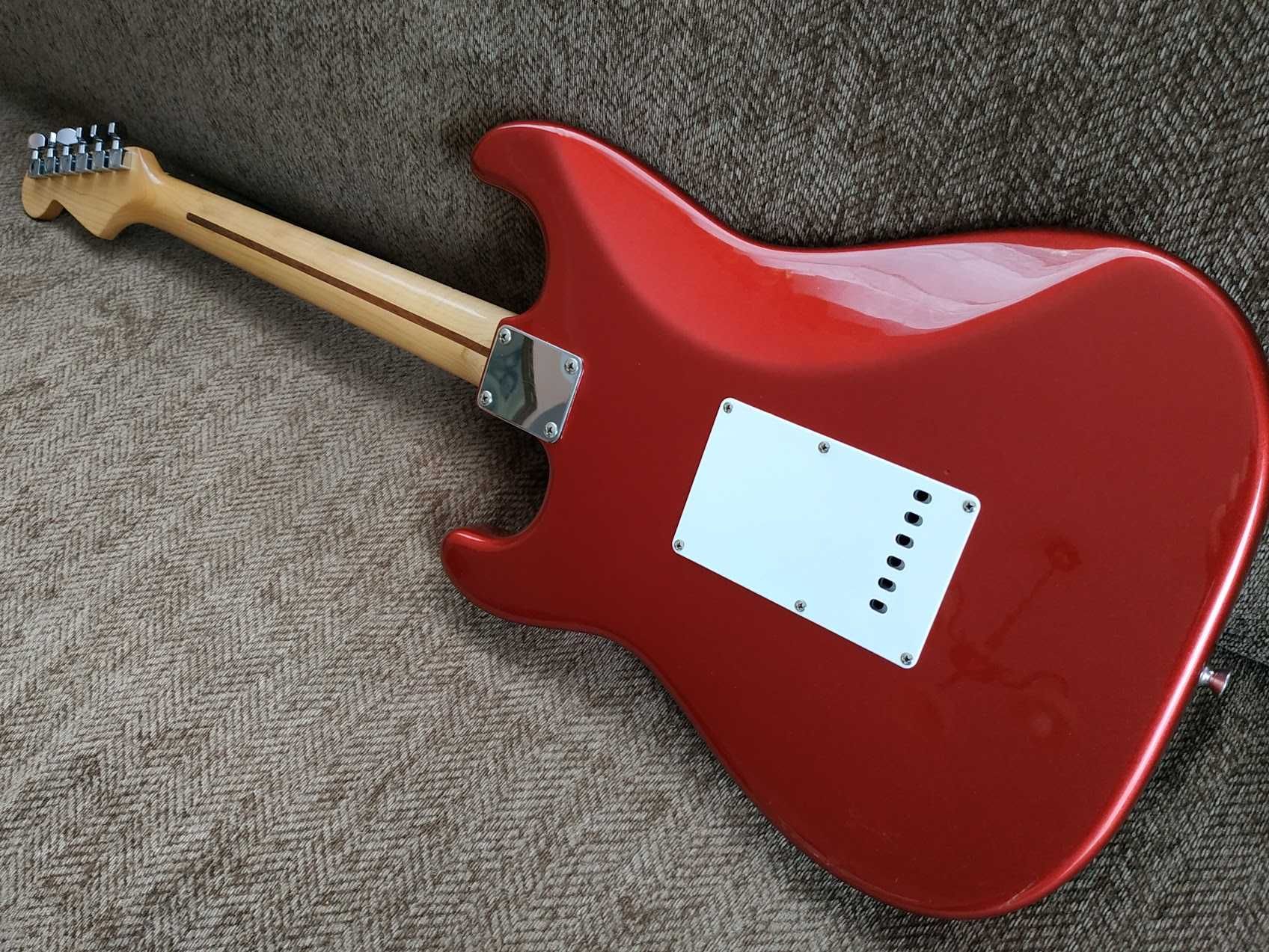 Gitara elektryczna Fender Standard Stratocaster Japan 1994 + case CAR