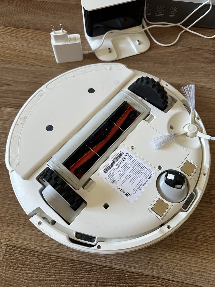 Робот-пилосос миючий Xiaomi Robot Vacuum E10