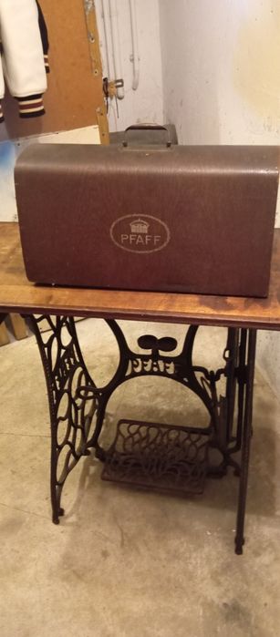 Zabytkowa (sprawna)maszyna do szycia firmy "PFAFF"