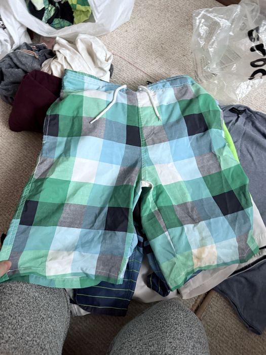 Безкоштовно дитячі чоловічі та жіночі  речі