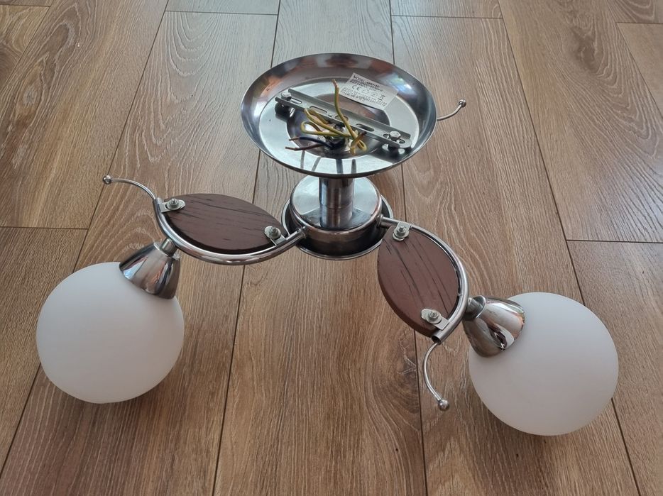 Lampa sufitowa na 3 żarówki