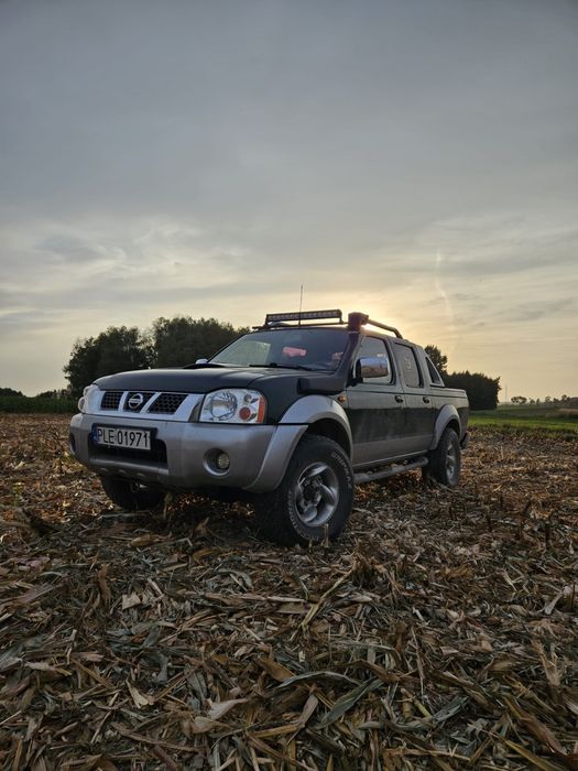 Nissan navara d 22