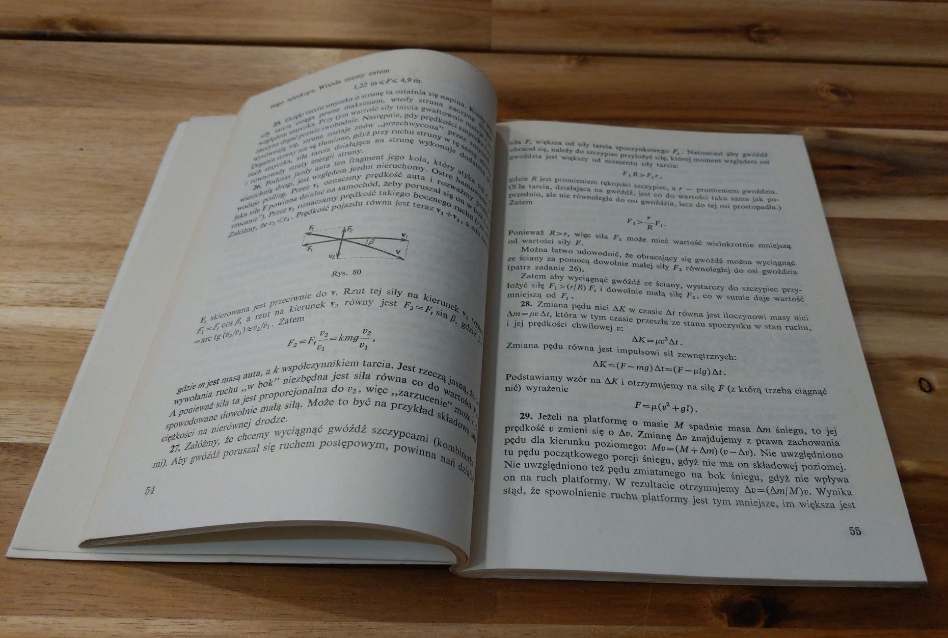 Zadania z Fizyki Słobodecki, Asłamazow