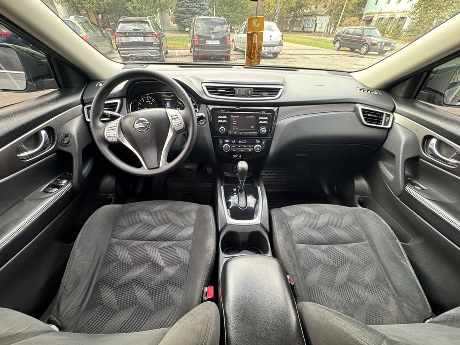 Ніссан Рог Nissan Rogue