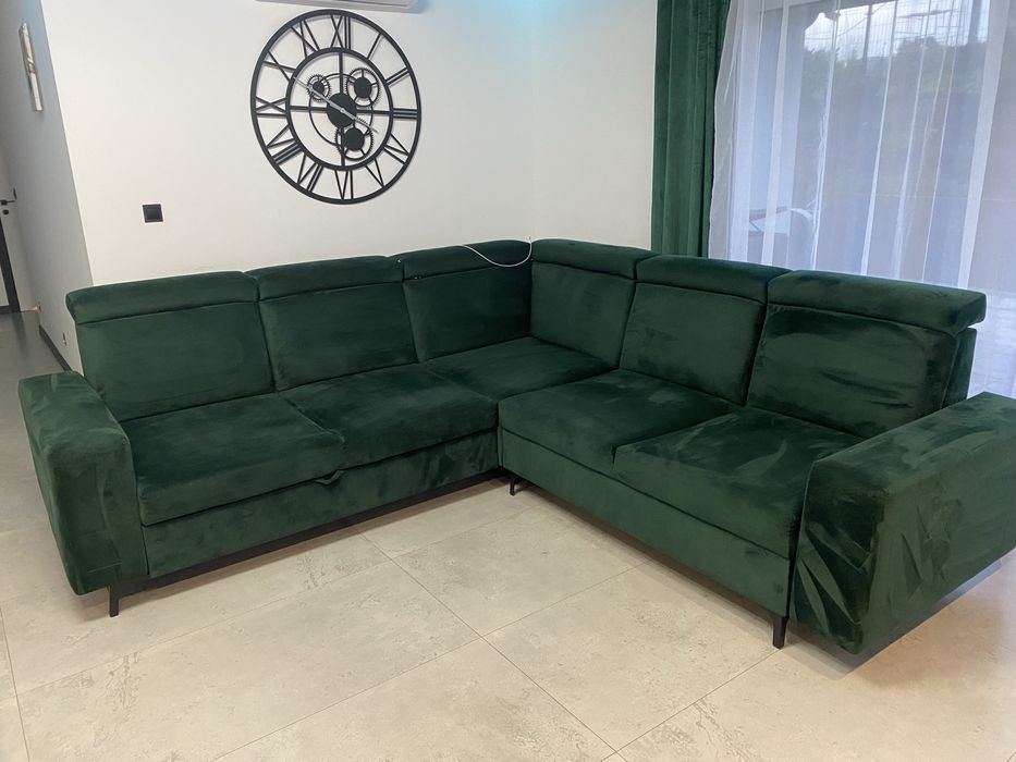 Piekny welurowy noroznik butelkowa zieleń