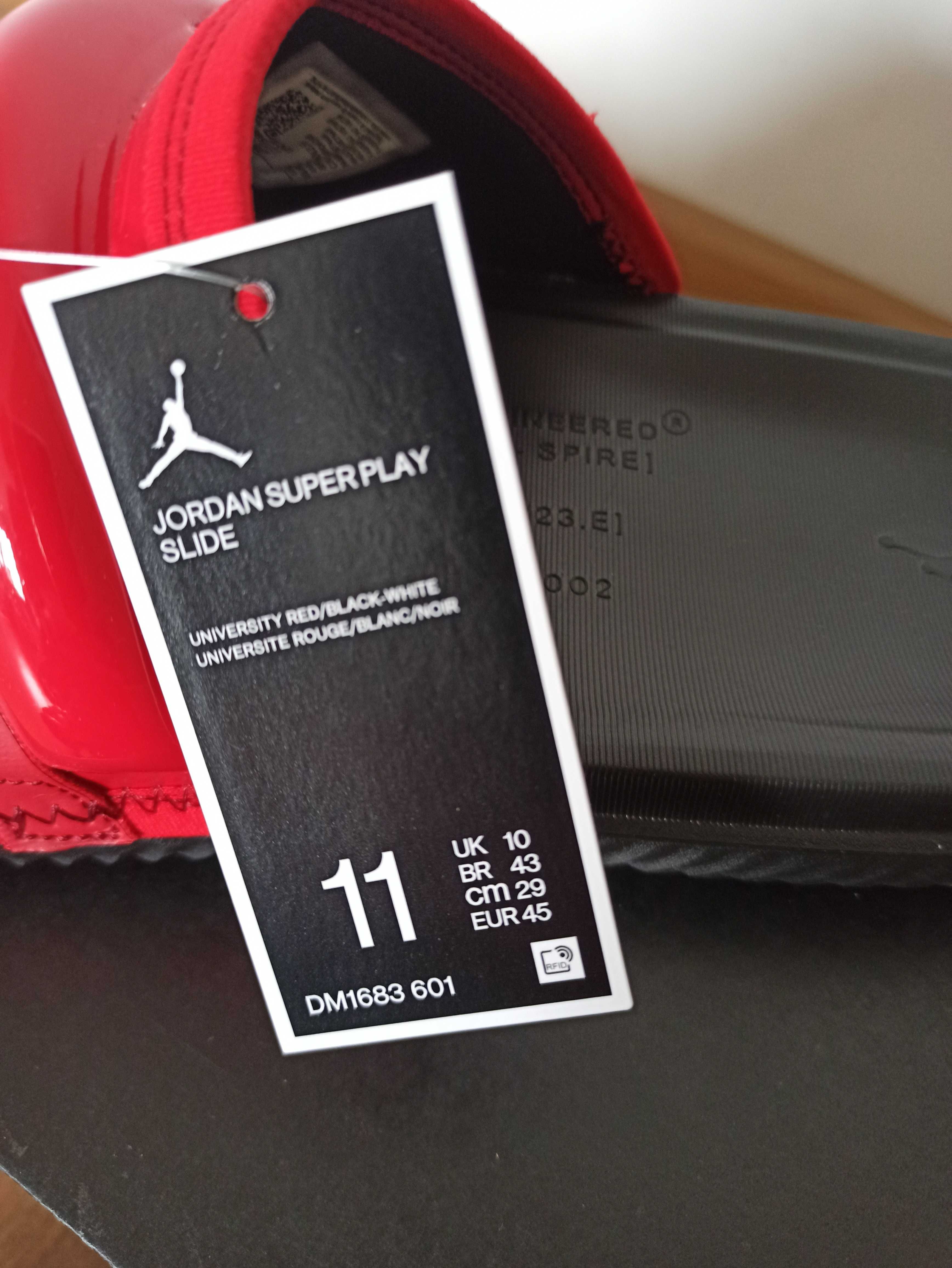 (R. EUR 45) Nike Jordan Super Play Slides Patent Red DM1683,-601