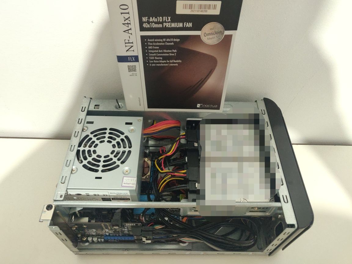 PC Desktop / NAS 5TB - Baixo Consumo (Intel Celeron 847)