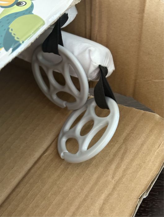 Mata edukacyjna Baby Tiger Tropicana + 4 zabawki, poduszka