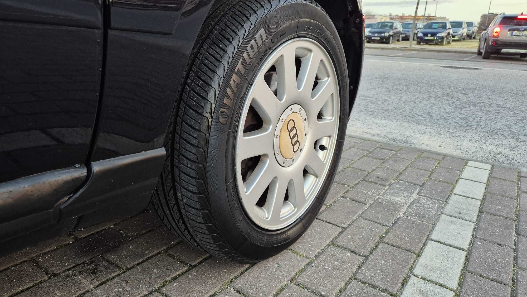 Audi A4- Impecável