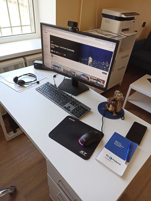 Продам монітор діагональ 24. Dell SE2422H