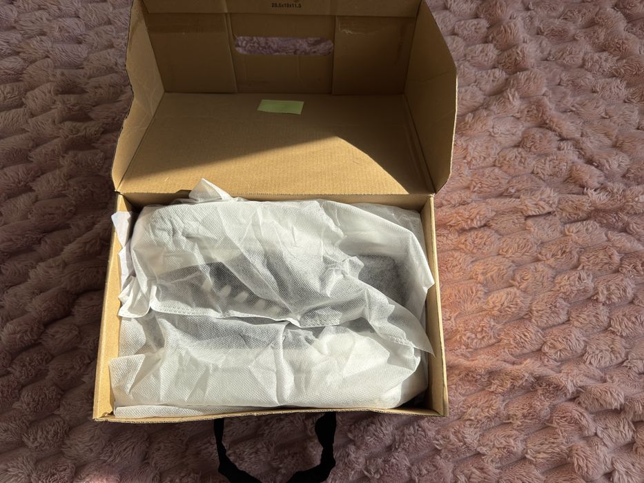 Кросівки Жіночі «Нові»