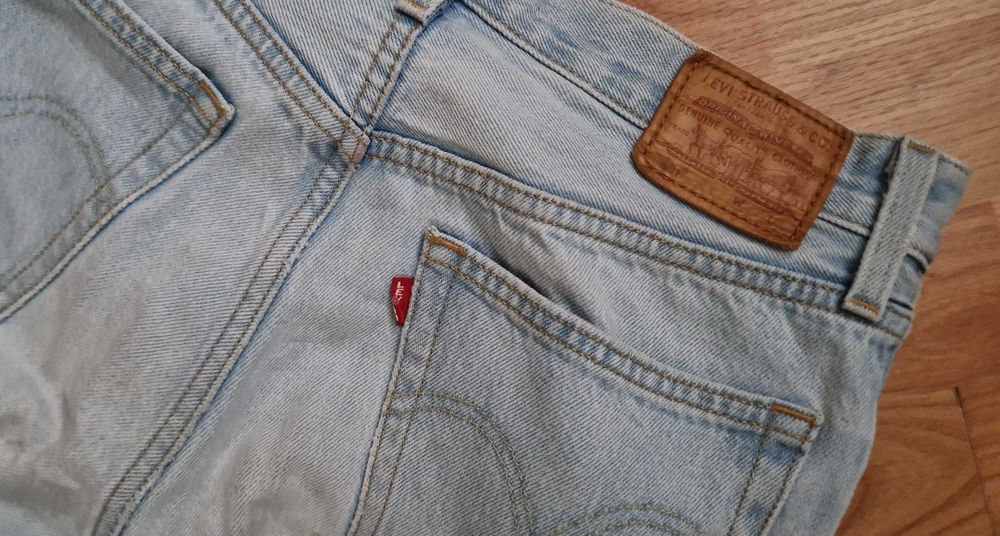 Spodnie damskie jeans Levis 501 M