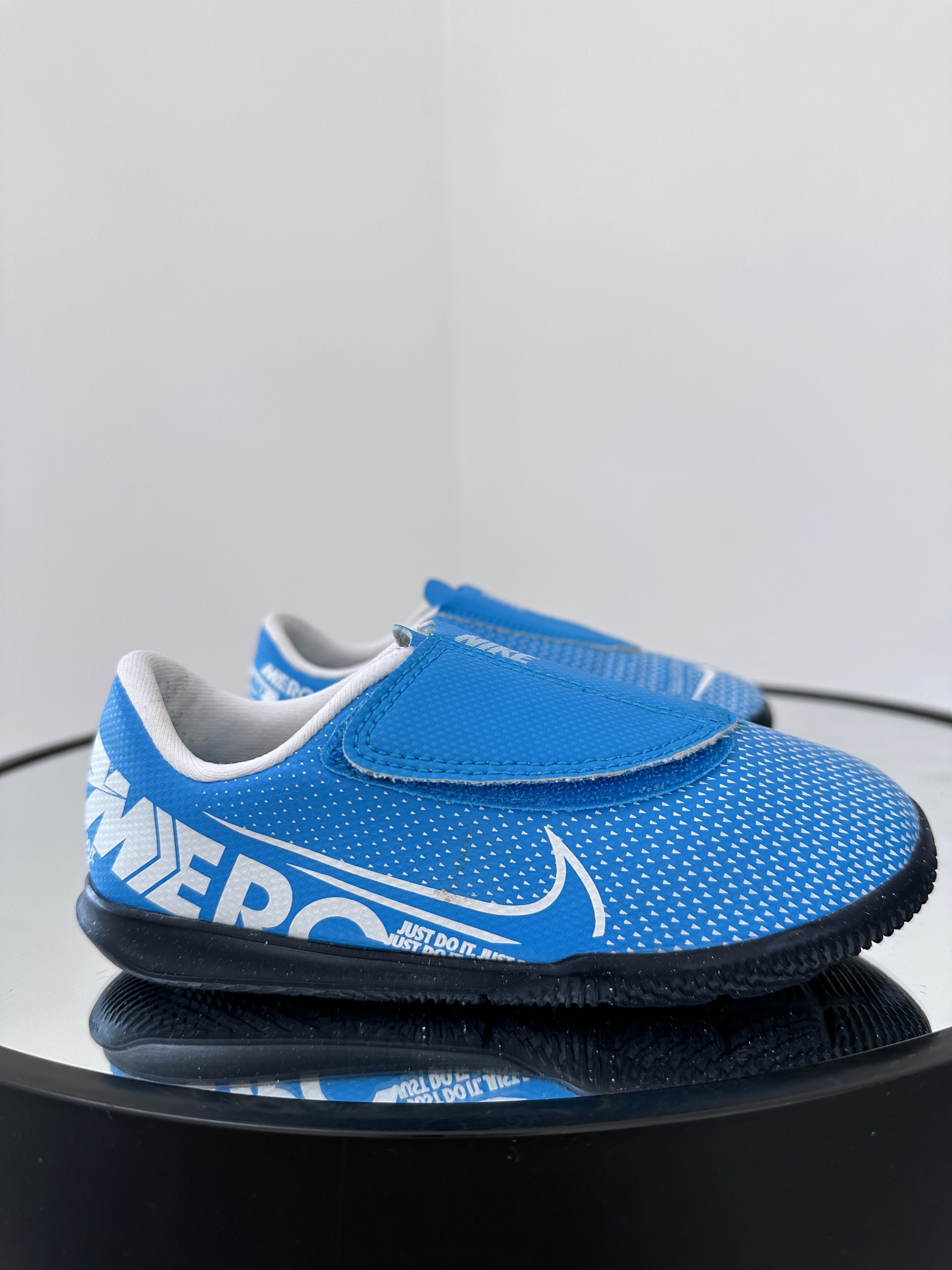 Шикарные футзалки копочки бампы на липучках Nike Mercurial
