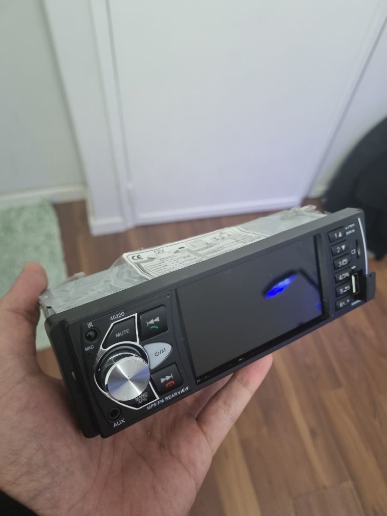 Rádio som com Bluetooth, praticamente novo