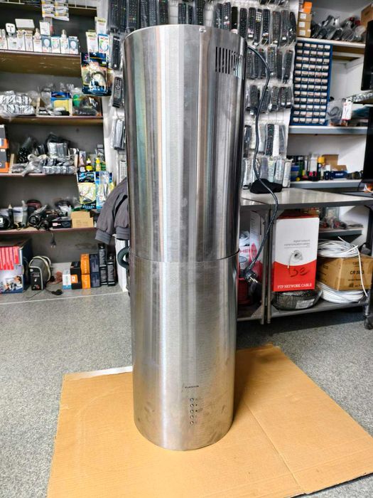 Вытяжка островная подвесная  потолочная Klarstein Beretta. 99 -117 см