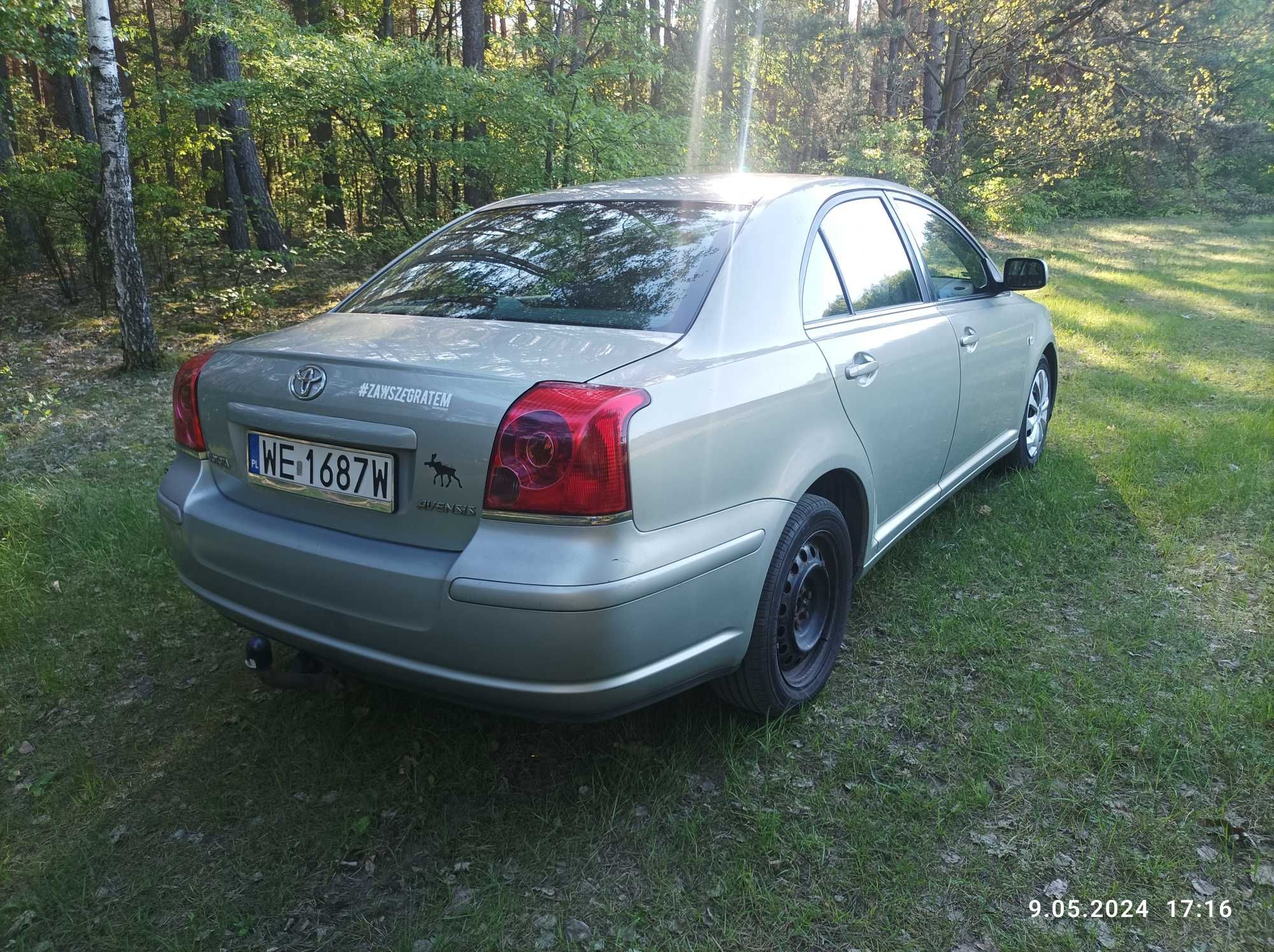 Toyota Avensis 1.8 benzyna SOL salon PL