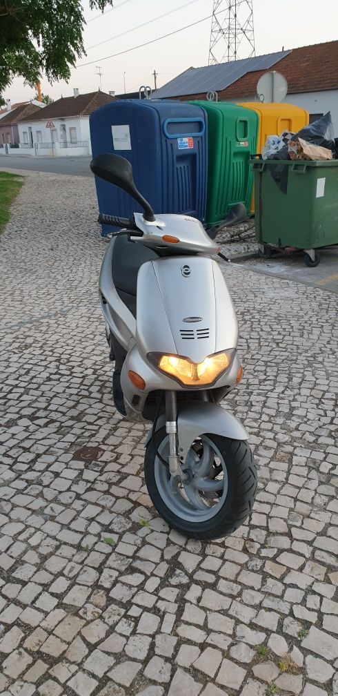 Vendo gilera Runner 50cc (70cc)