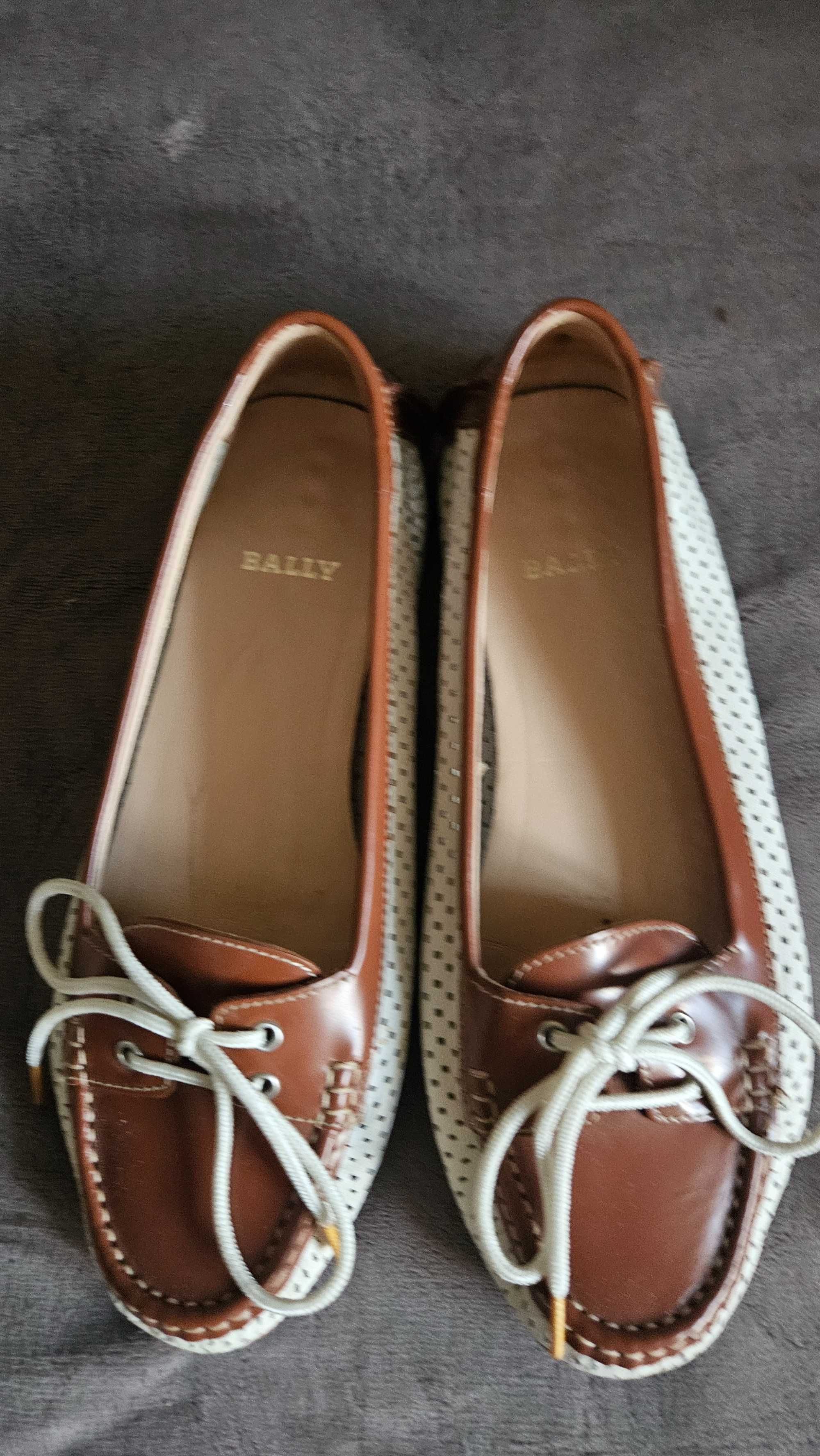 Мокасини жіночі Bally, шкіра, роз.36, устілка 23 см