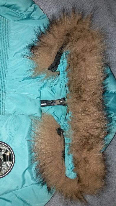 Пуховик на девочку 140