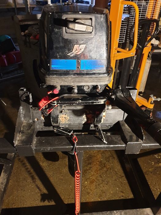 Лодочный движок MERKURY 25 без лодки