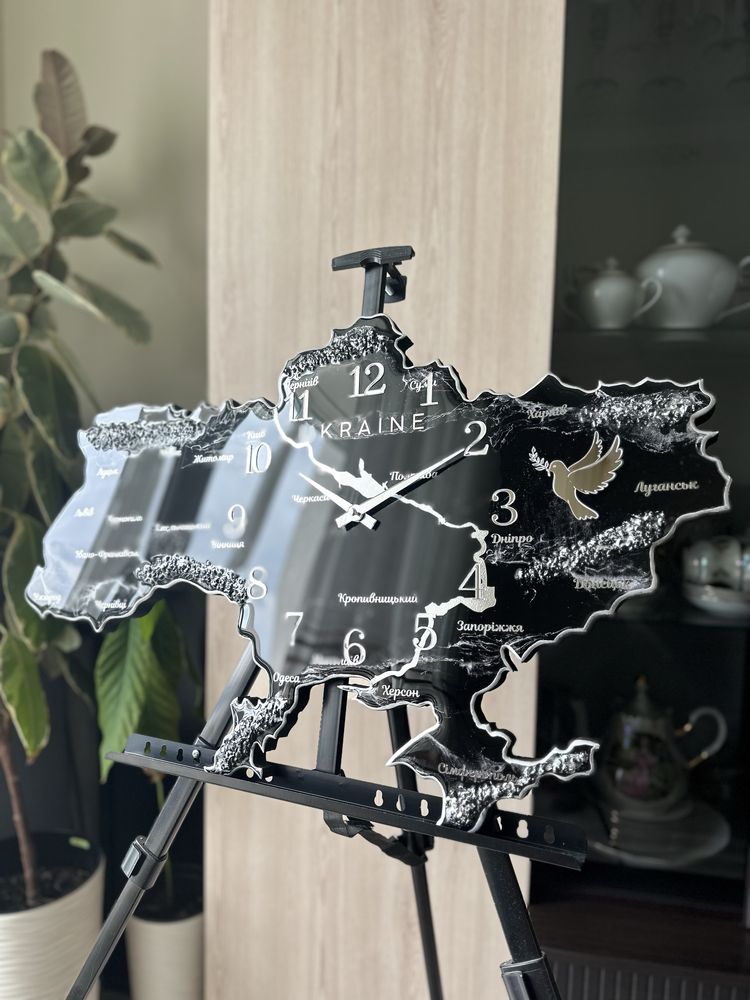 годинник Україна, годинник смола, годинник мапа карта