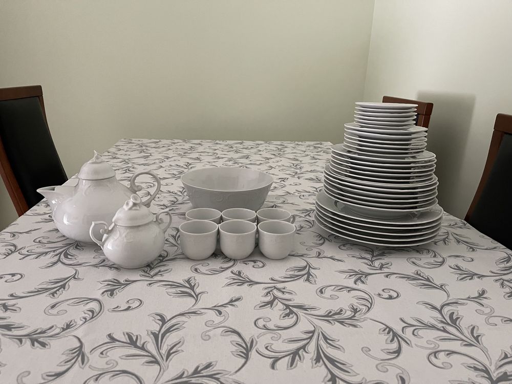 Conjunto Porcelan Batalha