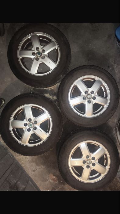 Koła alufelgi R 15 195X65 opony zimowe Octavia l