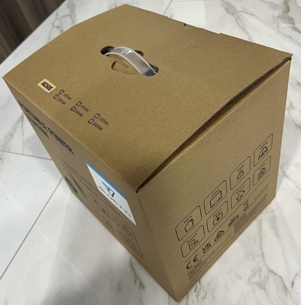 НОВА Портативна електростанція BLUETTI AC50S 500wh 135000mAh LifePo4