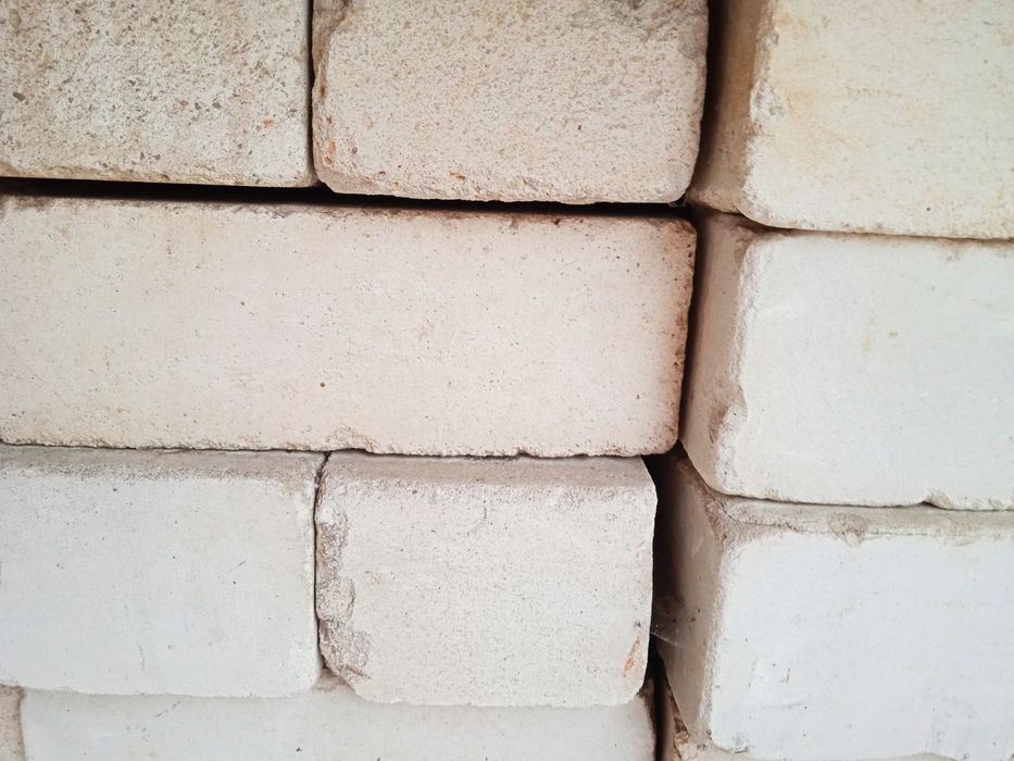 Кирпич.    силикатный