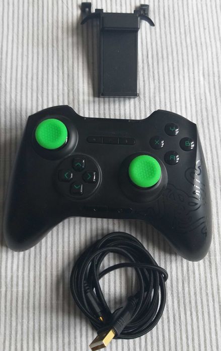 Comando Razer Serval Bluetooth p/ Android Gaming