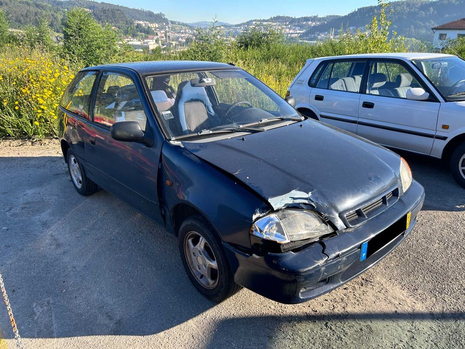 Suzuki Swift 1.0 Só Para Peças