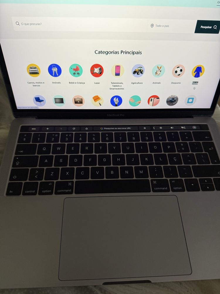 Macbook Pro 13" i5 3.1 GHz 16GB Ram (late 2016)