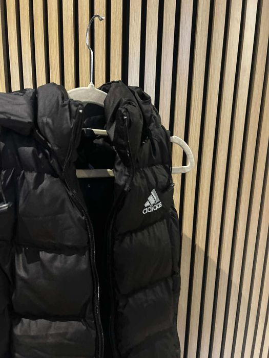 Długa kamizelka Adidas