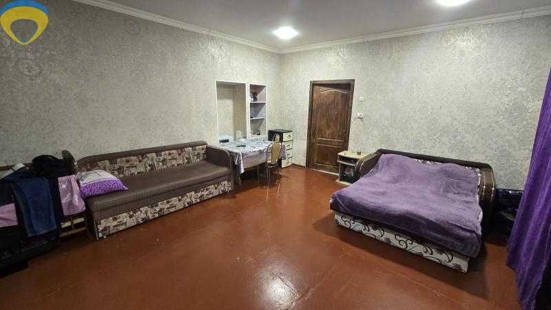 Двокімнатна квартира з АГВ і місцем під авто.